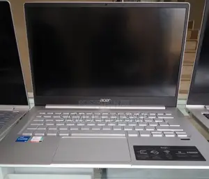 New Laptop Acer Swift 3 8GB Intel Core I5 SSD 512GB