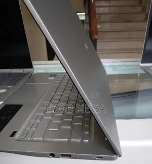 Photo - New Laptop Acer Swift 3 8GB Intel Core I5 SSD 512GB