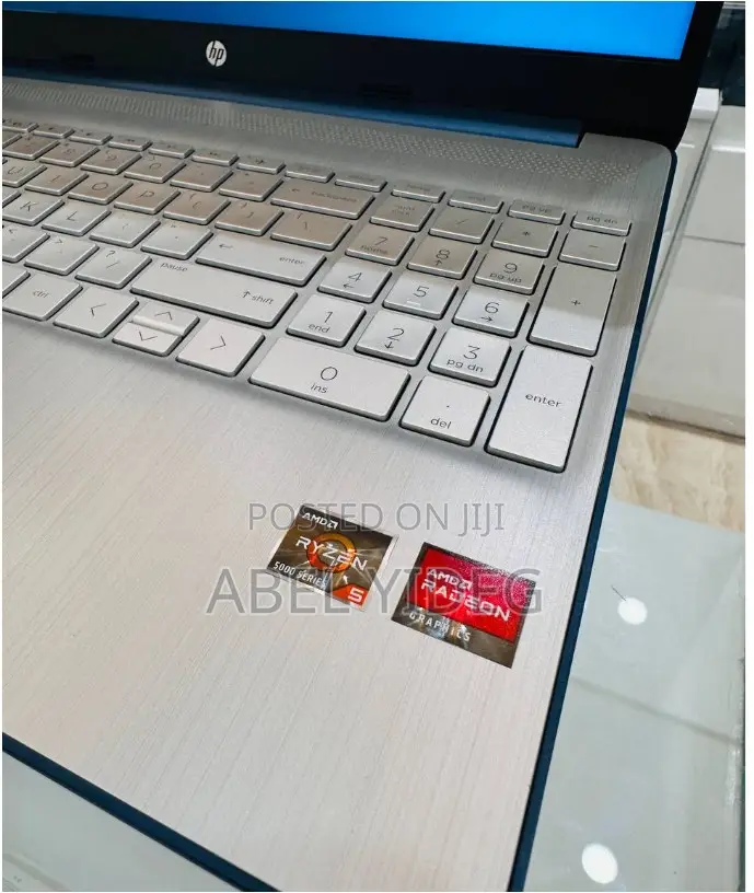 New Laptop HP Stream Notebook 8GB AMD Ryzen 5 SSD 256GB
