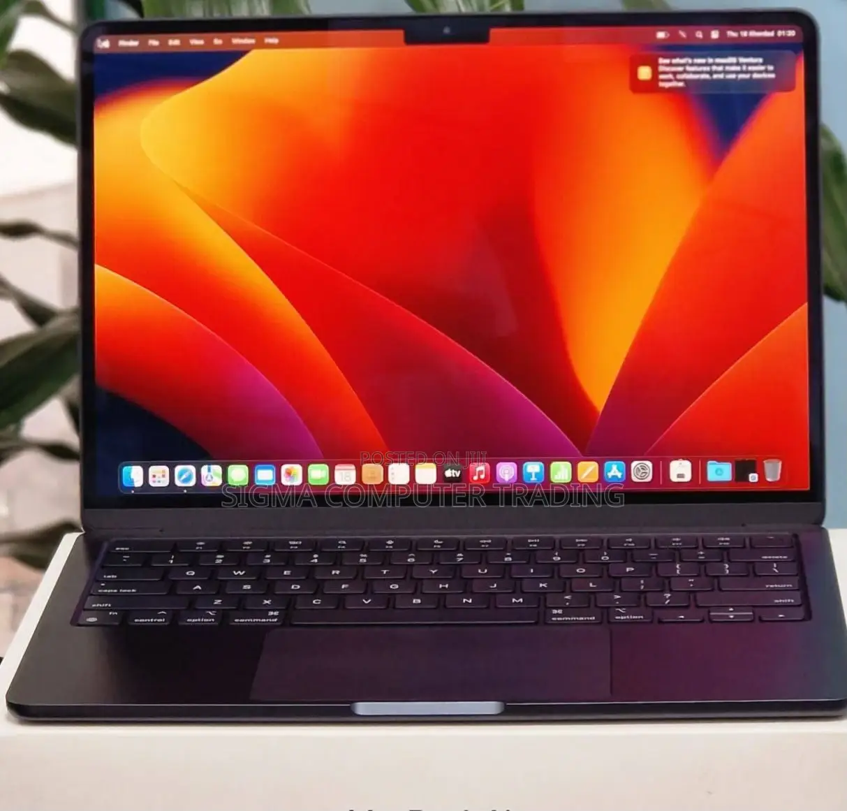 New Laptop Apple MacBook Air 2022 M2 8GB Apple M2 SSD 256GB