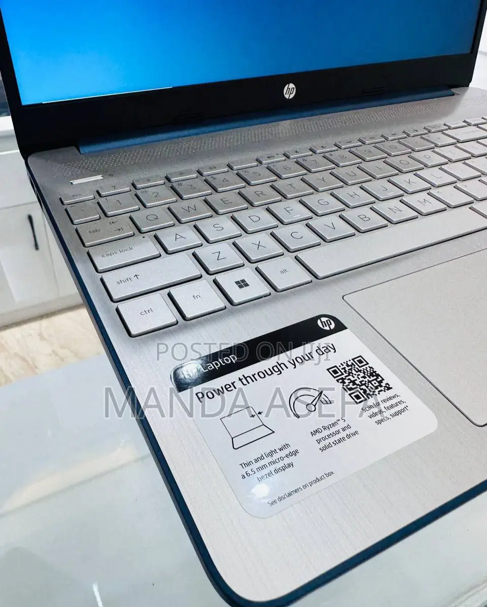 New Laptop HP Stream Notebook 8GB AMD Ryzen 5 SSD 256GB