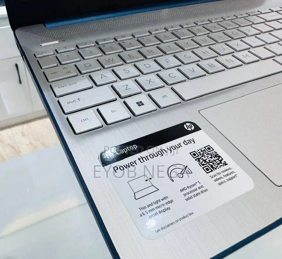 New Laptop HP Stream Notebook 8GB AMD Ryzen 5 SSD 256GB