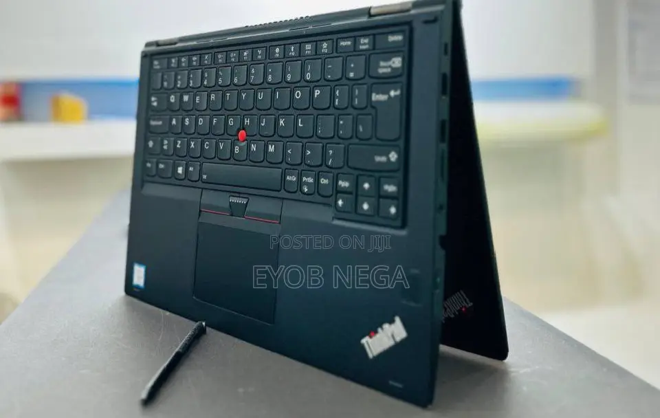 New Laptop Lenovo ThinkPad Yoga 370 8GB Intel Core I5 SSD 512GB