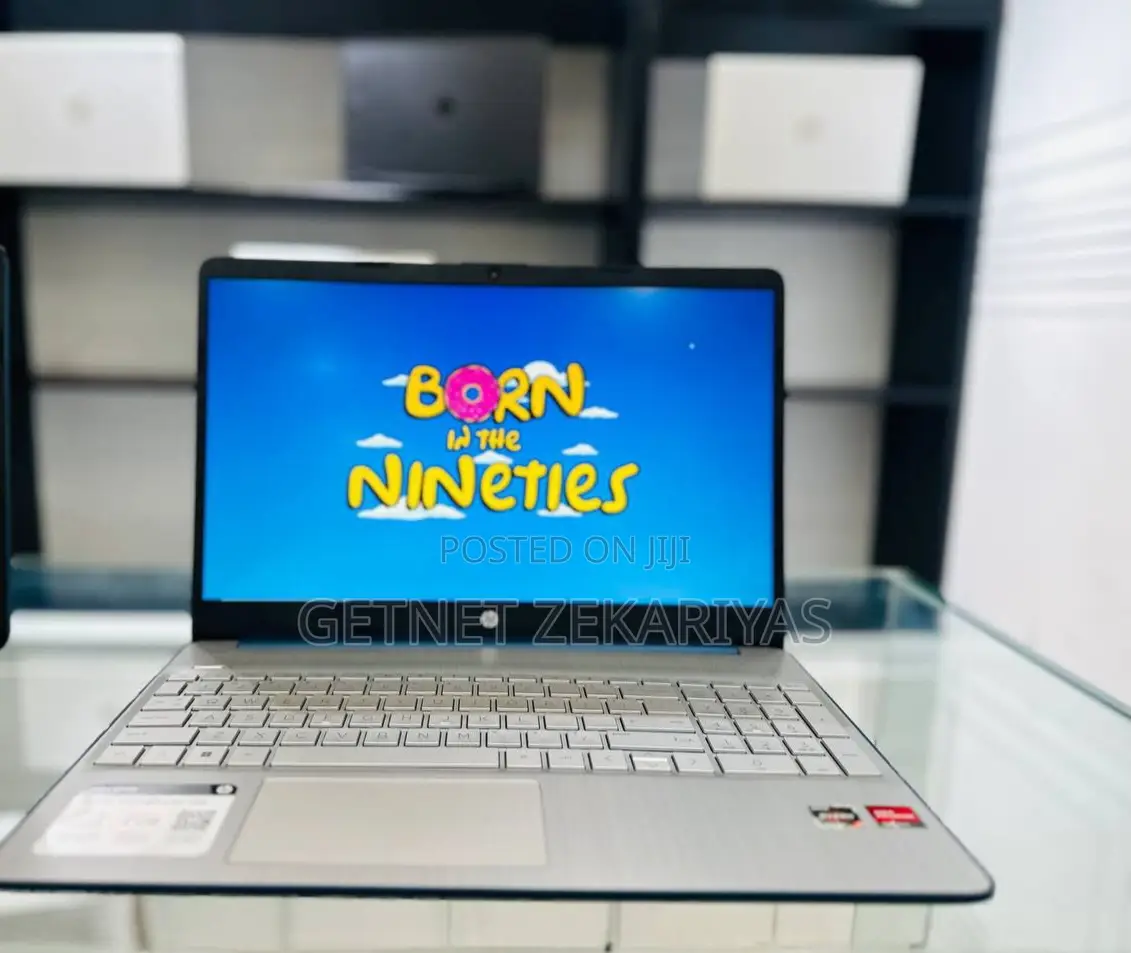 New Laptop HP Stream Notebook 8GB AMD Ryzen 5 SSD 256GB