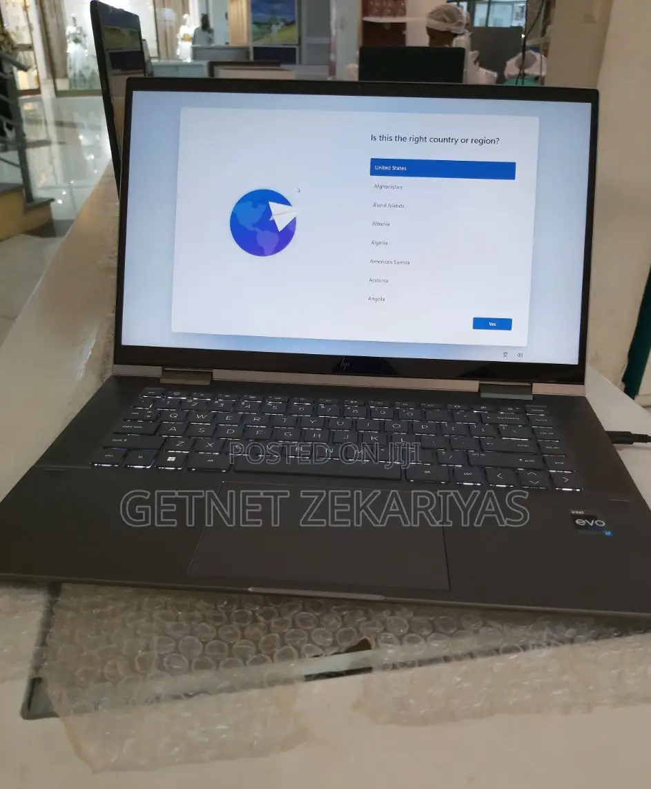 New Laptop HP Envy X360 16GB Intel Core I7 SSD 1T