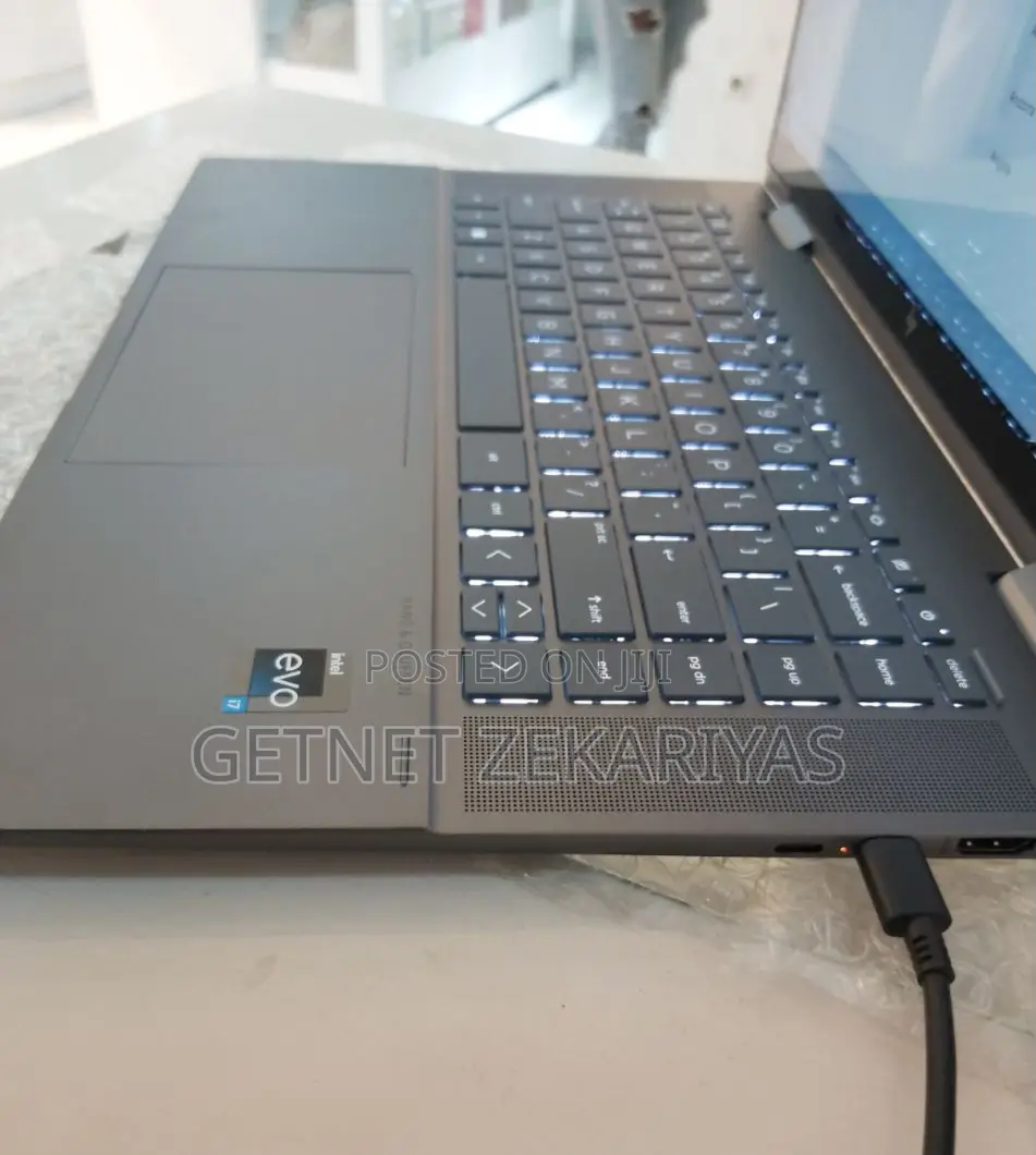 New Laptop HP Envy X360 16GB Intel Core I7 SSD 1T