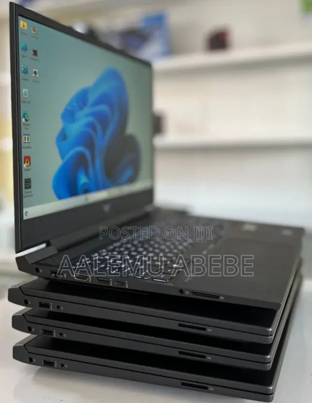 New Laptop HP Victus 16 16GB AMD Ryzen 5 SSD 512GB