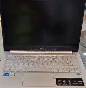 New Laptop Acer Swift 3 8GB Intel Core I5 SSD 512GB