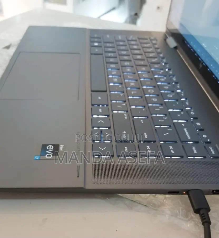 New Laptop HP Envy X360 16GB Intel Core I7 SSD 1T