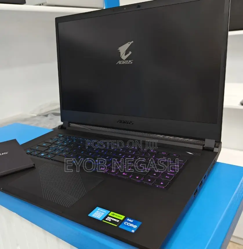 New Laptop Gigabyte AORUS 15G 16GB Intel Core I5 SSD 512GB