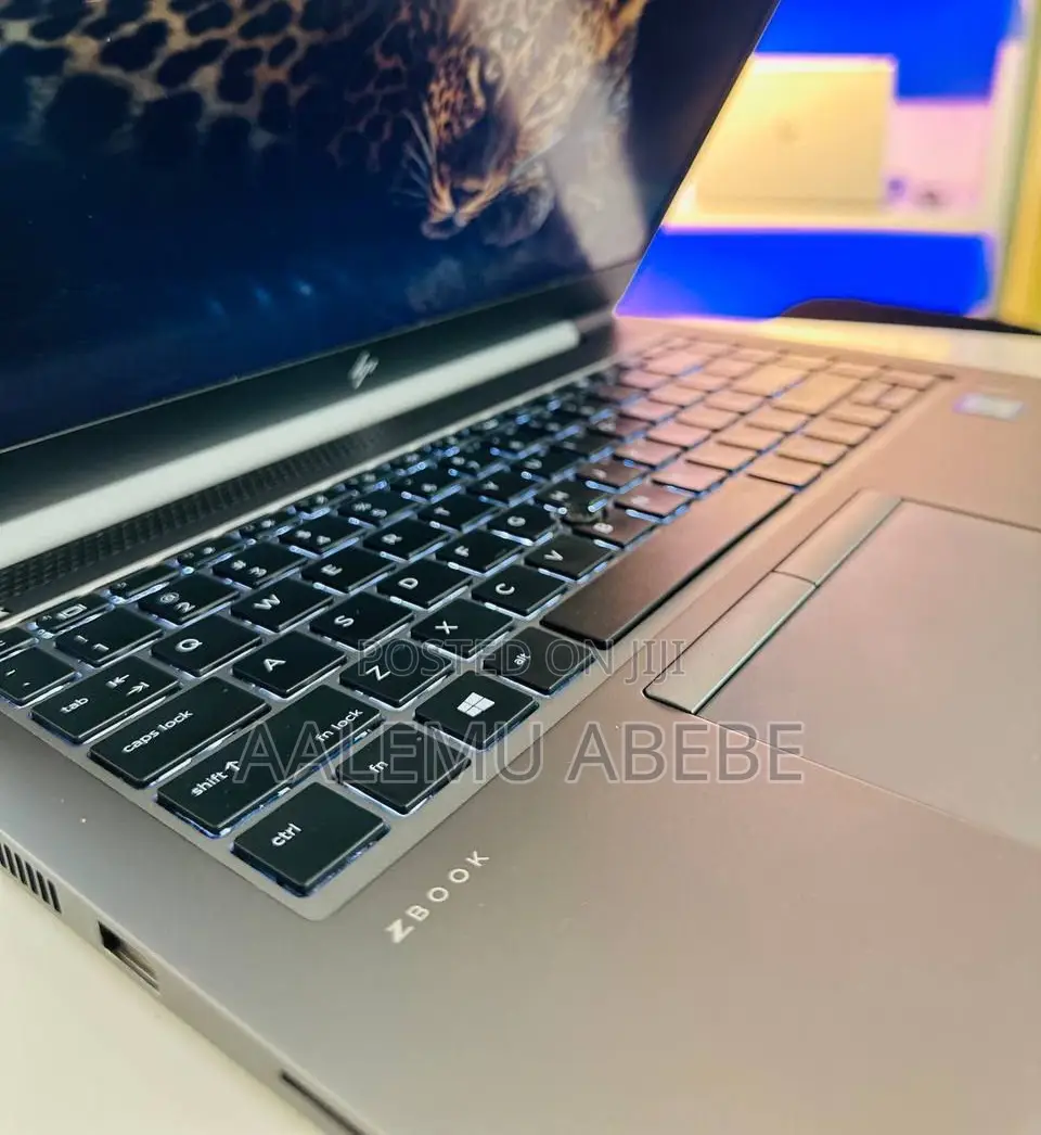 New Laptop HP ZBook 15 16GB Intel Core I7 SSD 512GB