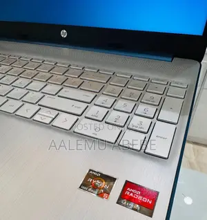 New Laptop HP Stream Notebook 8GB AMD Ryzen 5 SSD 512GB