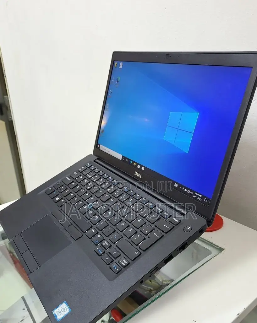 New Laptop Dell Latitude 7290 16GB Intel Core I7 SSD 512GB