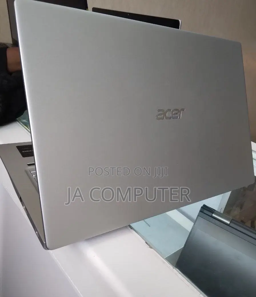 New Laptop Acer Swift 3 8GB Intel Core I5 SSD 512GB