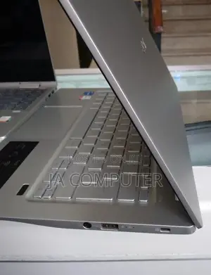 New Laptop Acer Swift 3 8GB Intel Core I5 SSD 512GB