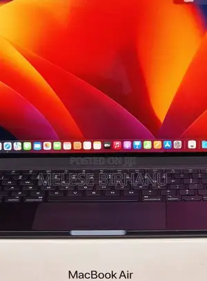 New Laptop Apple MacBook Air 2023 M2 8GB Apple M2 SSD 256GB