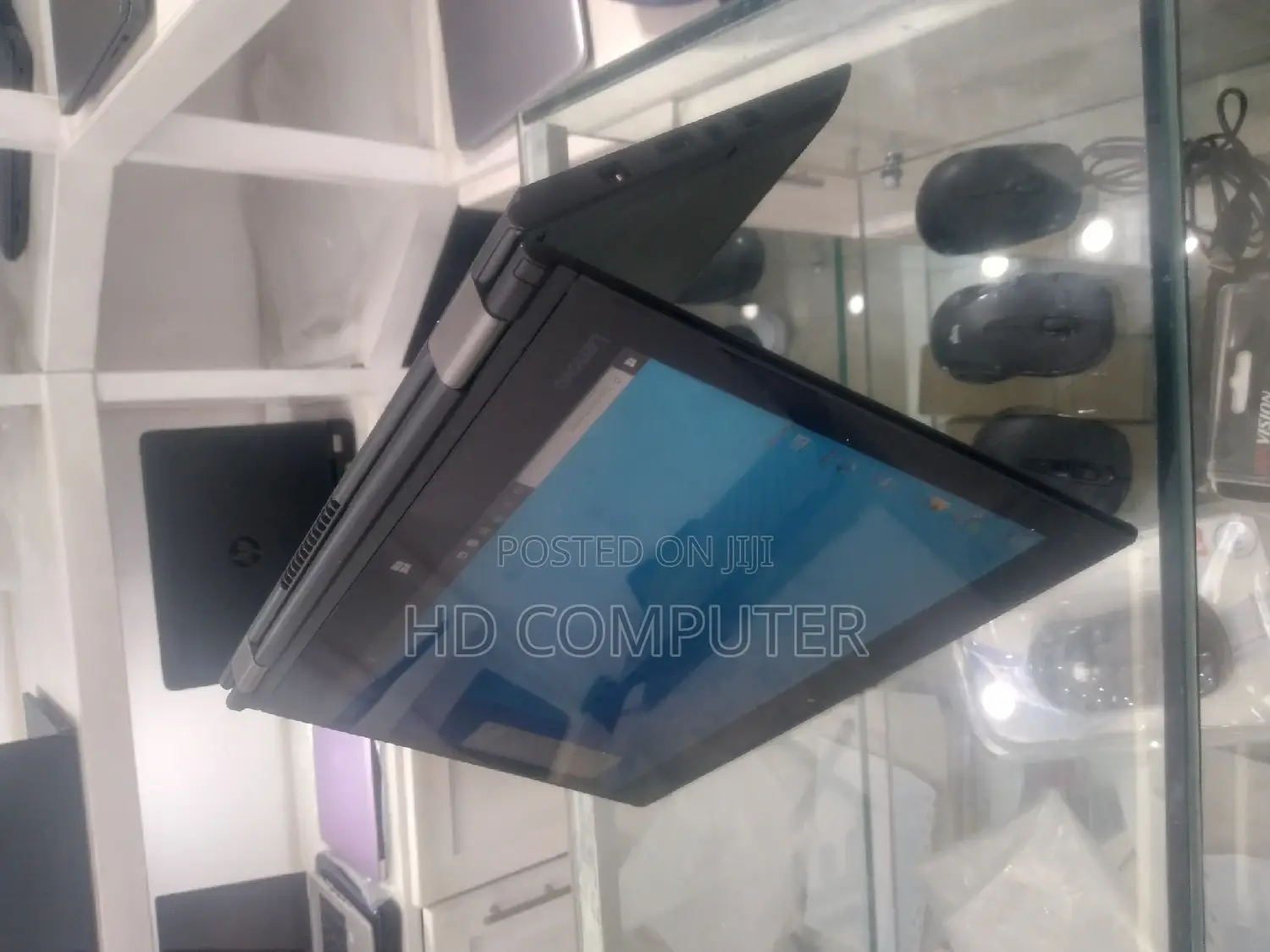 New Laptop Lenovo Yoga 260 8GB Intel Core I5 SSD 512GB