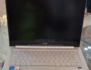 New Laptop Acer Swift 3 8GB Intel Core i5 SSD 512GB