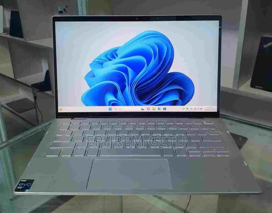 New Laptop Dell Inspiron 15 16GB Intel Core I7 SSD 512GB