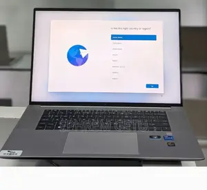 New Laptop HP ZBook Firefly 16inch G9 16GB Intel Core I7 SSD 512GB