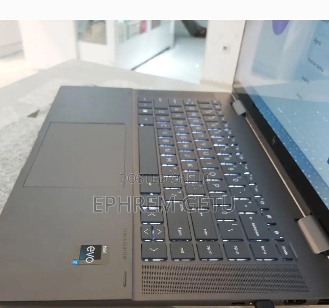 New Laptop HP Envy X360 16GB Intel Core I7 SSD 1T
