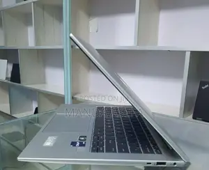 New Laptop Dell Inspiron 15 16GB Intel Core I7 SSD 512GB