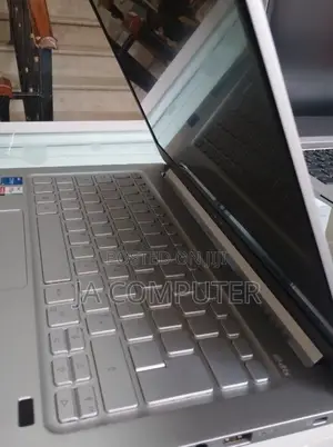 New Laptop HP Pavilion 15 8GB Intel Core I7 HDD+SSD 1T