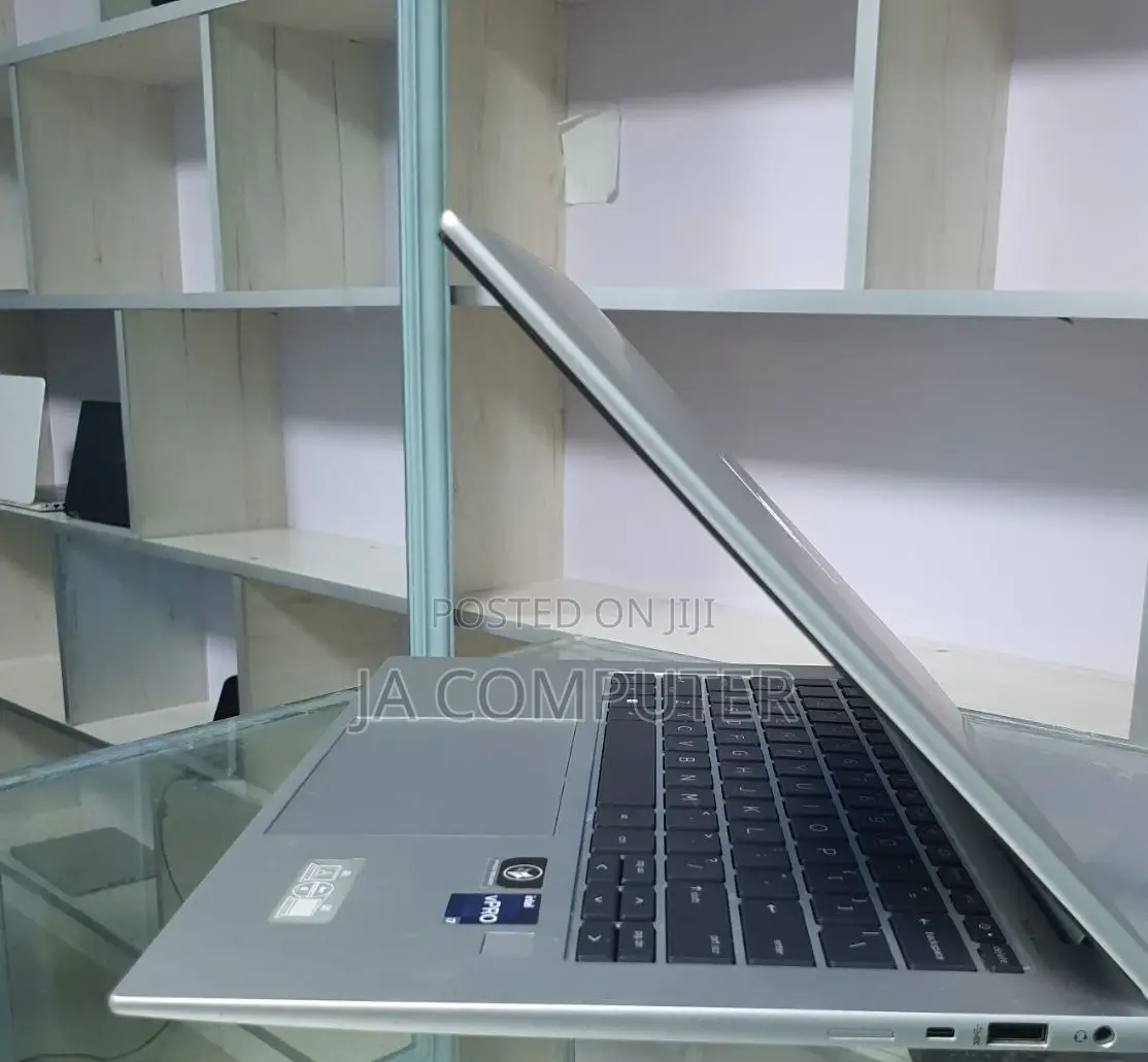 New Laptop Dell Inspiron 15 16GB Intel Core I7 SSD 512GB