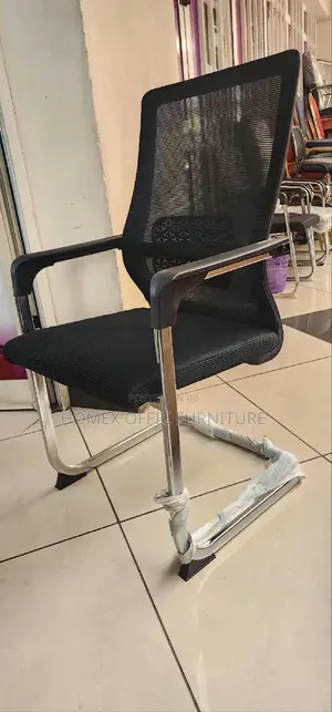 Photo - Office Guest Chair የቢሮ የእንግዳ ወንበር