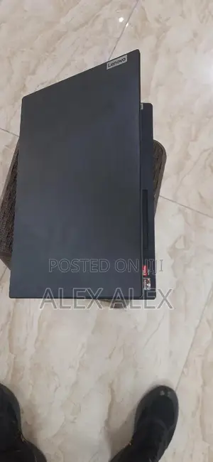 New Laptop Lenovo Ideapad 3 8GB AMD Ryzen 3 SSD 256GB