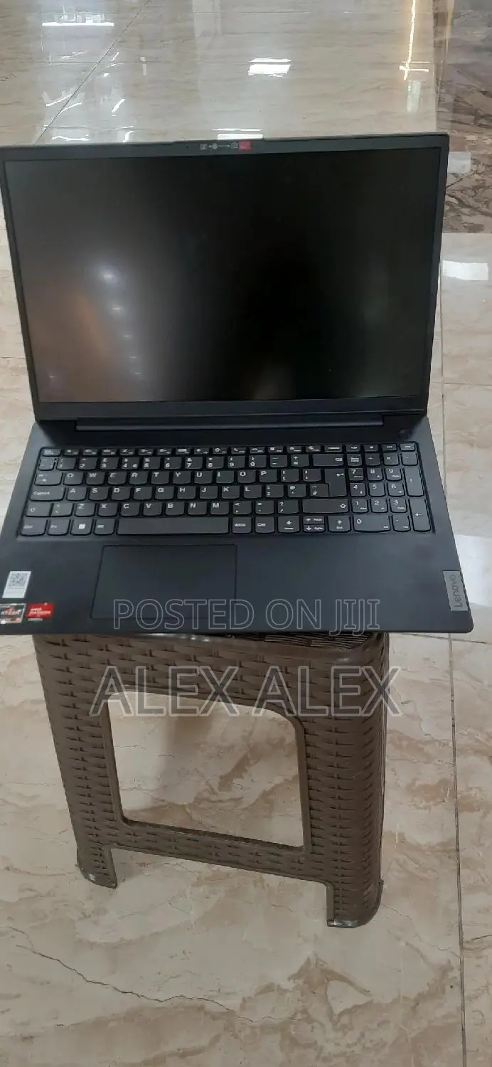 New Laptop Lenovo Ideapad 3 8GB AMD Ryzen 3 SSD 256GB