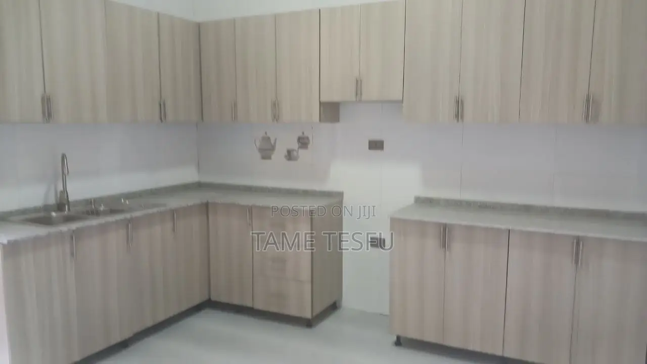 Furnished 3bdrm Villa in Summit, Bole for sale