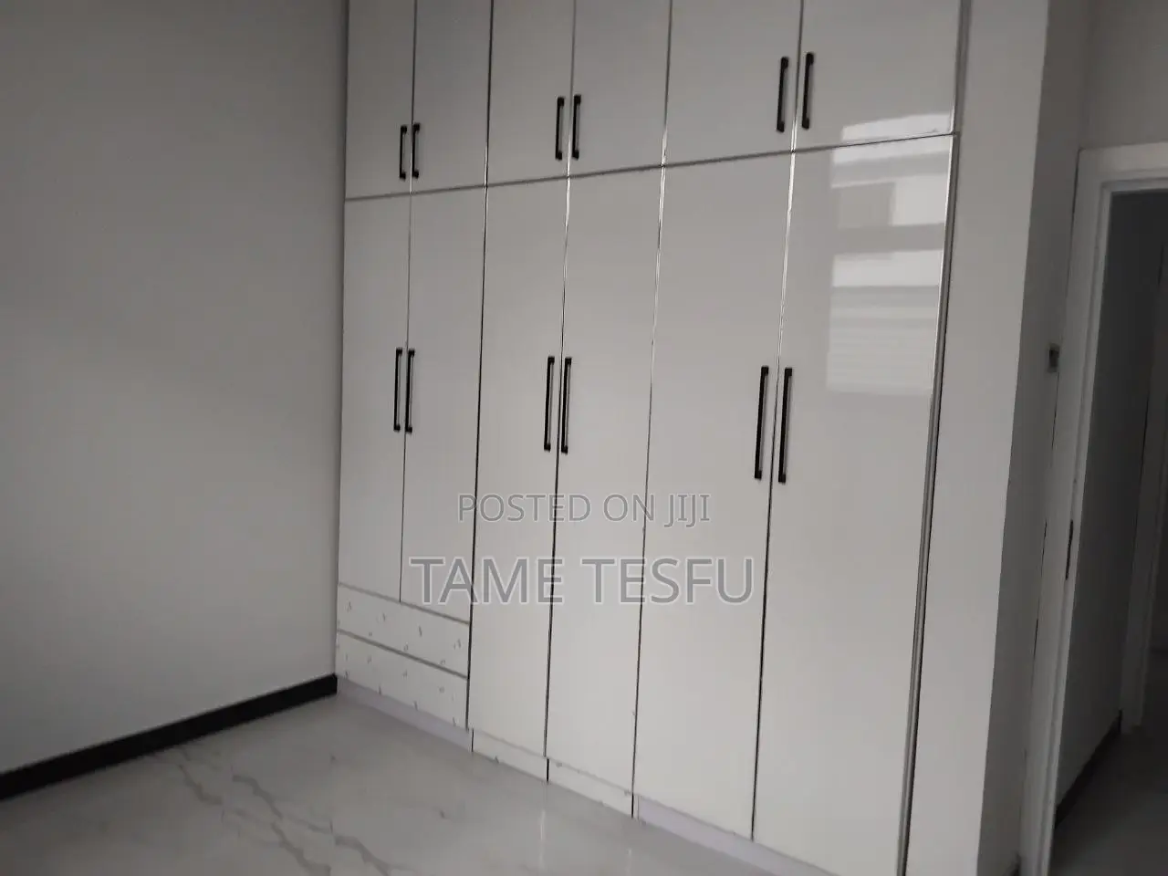 Furnished 3bdrm Villa in Summit, Bole for sale