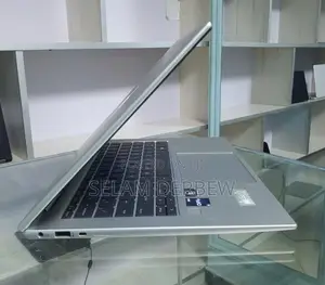 Photo - New Laptop Dell Inspiron 11 3147 16GB Intel Core I7 SSD 512GB