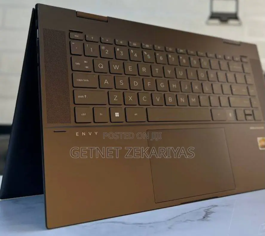 New Laptop HP Envy 15 16GB AMD Ryzen 7 SSD 512GB