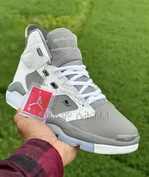 Photo - Original Air Jordan 6 Retro ‘Yellow Ochre’ Shoes