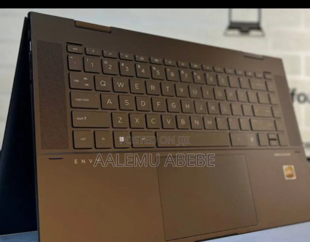 New Laptop HP Envy X360 16GB AMD Ryzen 7 SSD 512GB