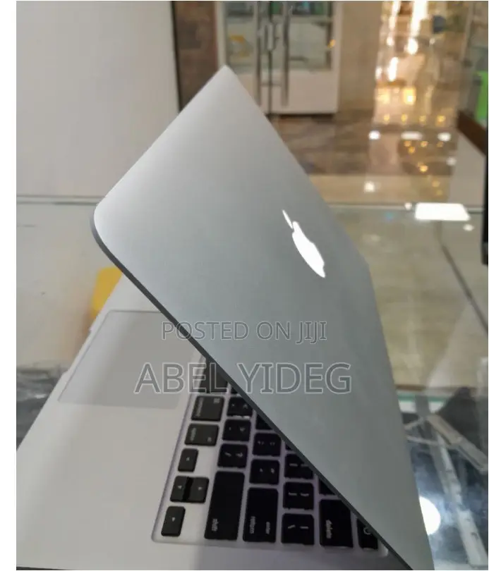 New Laptop Apple MacBook Pro 2014 8GB Intel Core I5 SSD 128GB