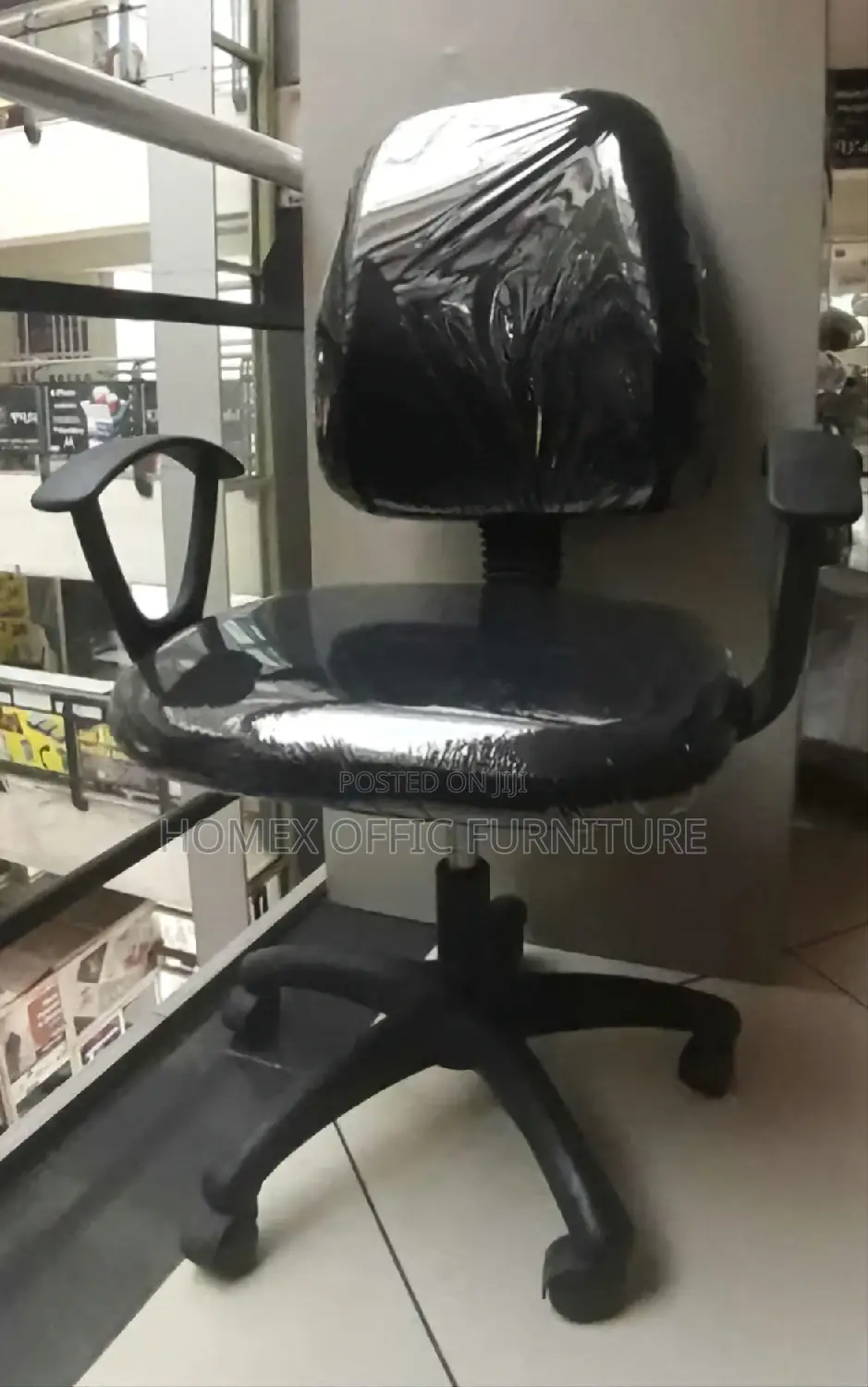 Office Secretarial and Staff Chair የቢሮ ሴክረተሪ እና ስታፍ ወንበር