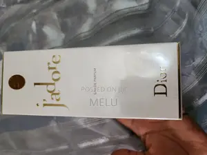 Photo - J'adore Perfume