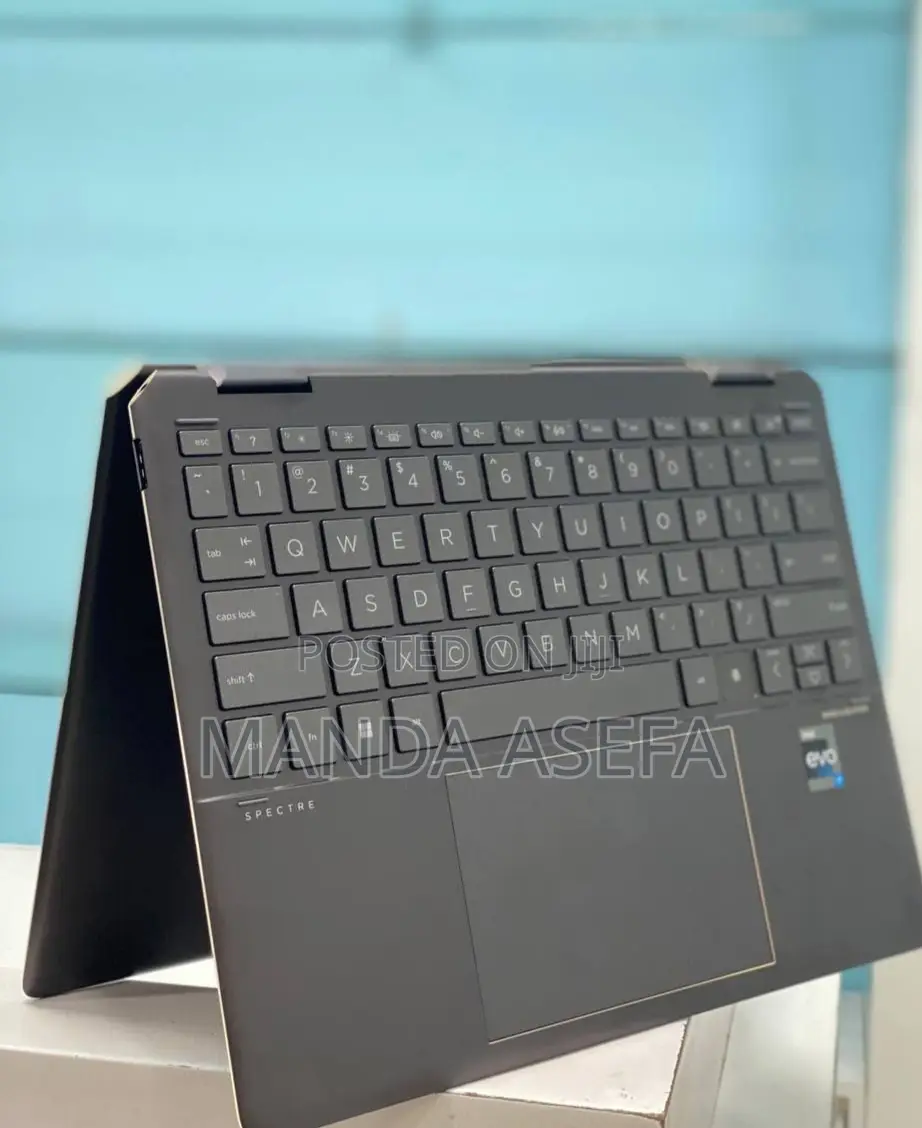 New Laptop HP Spectre 16GB Intel Core I5 SSD 512GB