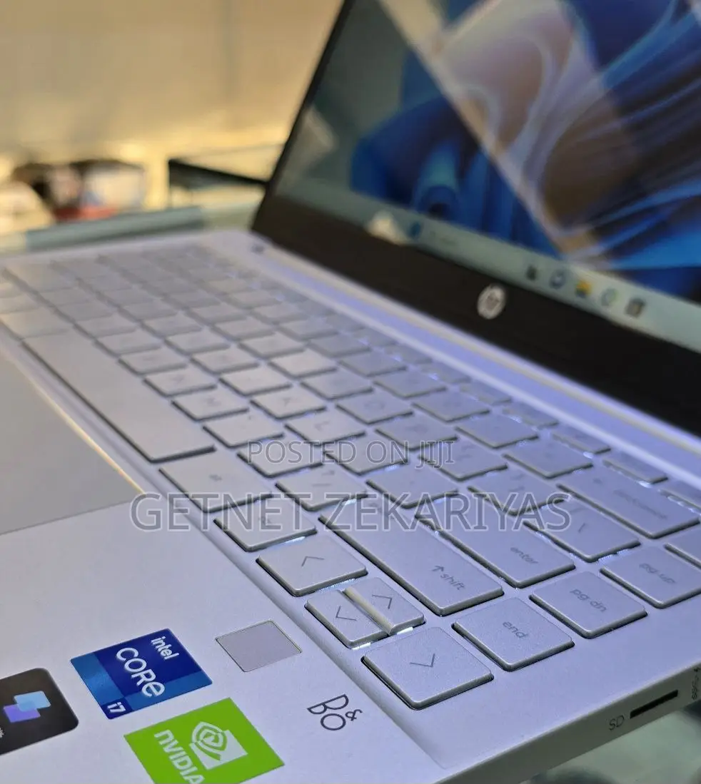 New Laptop HP Pavilion 14 16GB Intel Core I7 SSD 512GB