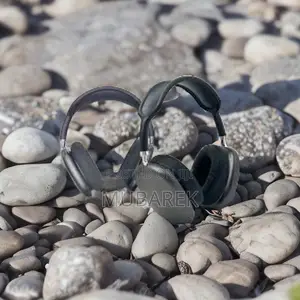 Photo - P9 Headset: Sonic Marvels Unveiled