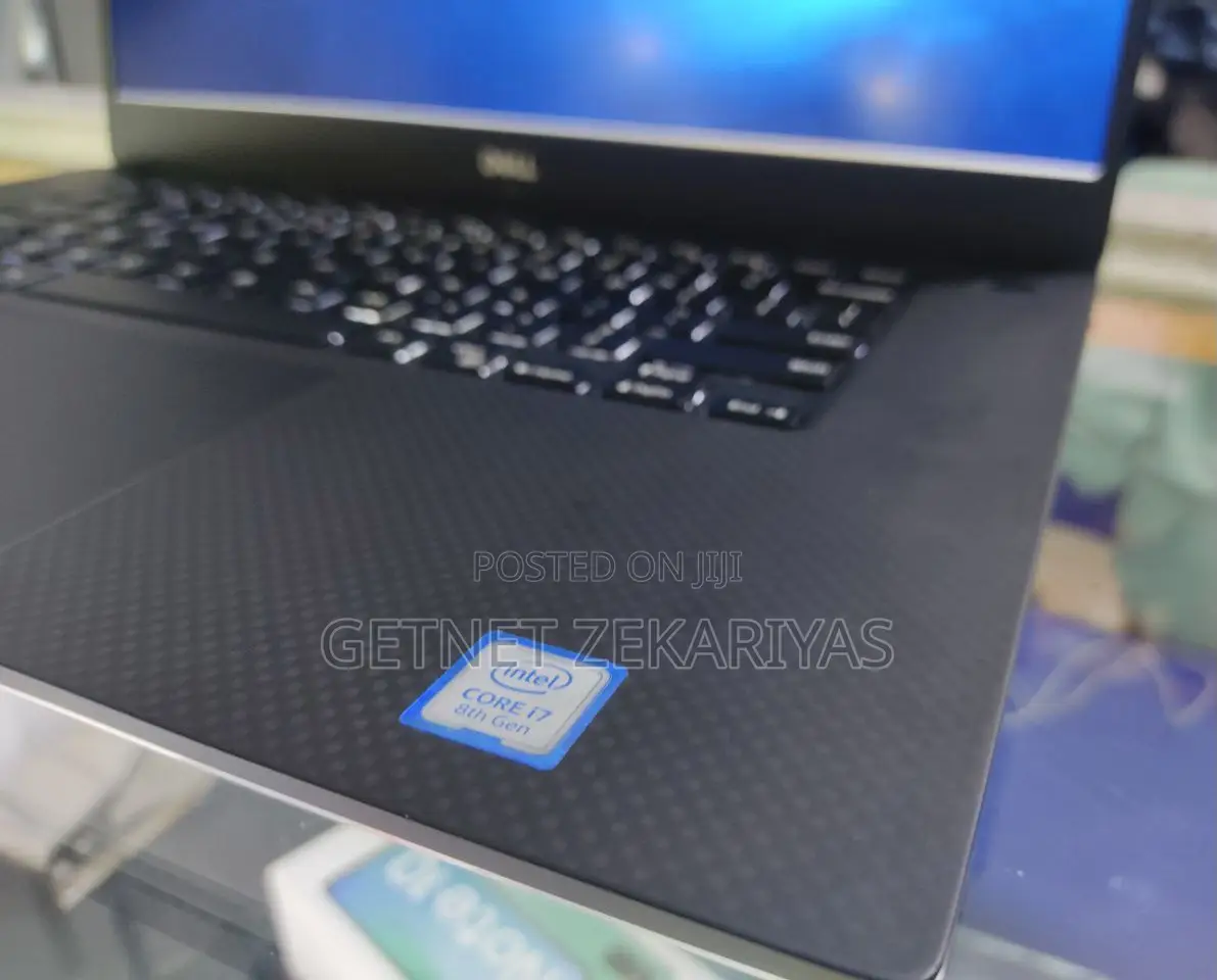 New Laptop Dell Precision 5530 16GB Intel Core I7 SSD 512GB