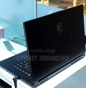 New Laptop MSI GS63 Stealth 8RD 16GB Intel Core I7 SSD 512GB