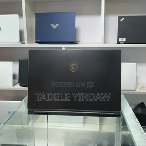 New MSI Stealth 17 Studio A13vi-012us 16GB Intel Core I7 SSD 512GB