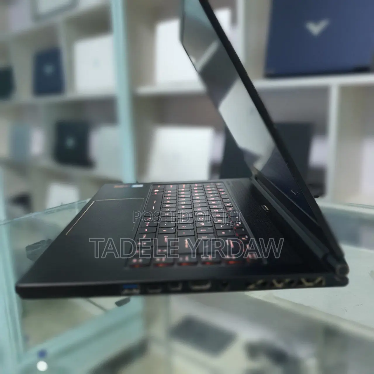 New MSI Stealth 17 Studio A13vi-012us 16GB Intel Core I7 SSD 512GB