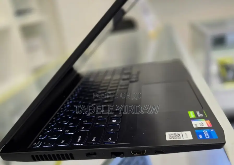 New Laptop Lenovo Ideapad 3 8GB Intel Core I5 HDD+SSD 1T