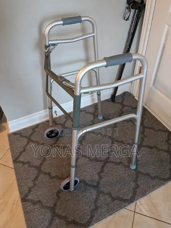Adjustable Walker○Walker!¡Walker×Walker!÷Walker><Walker