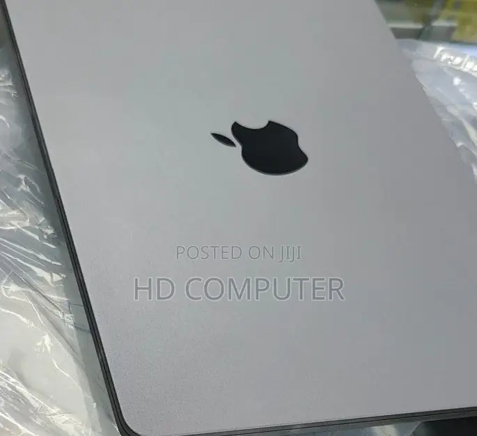 New Laptop Apple MacBook Air 2022 M2 8GB Intel Core I7 SSD 256GB